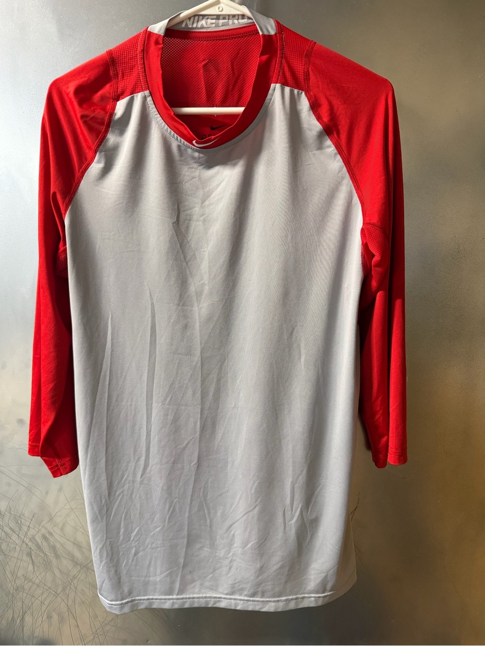 Nike White & Red Long-Sleeve Raglan Tee